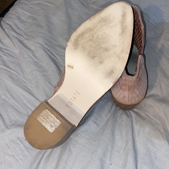 Booties in a pretty pale rose pink! - Picture 4 of 6